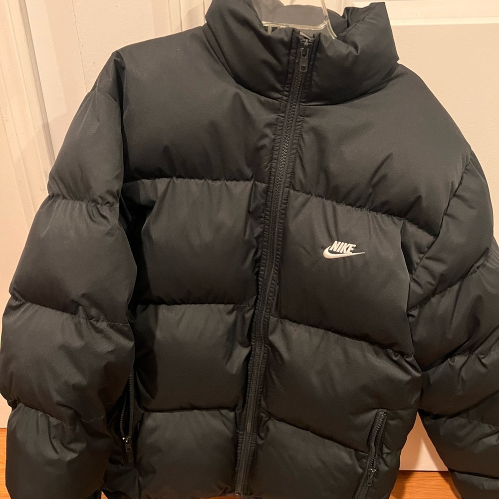 Nike - Sportswear Club - Puffer Jacket - Men’s XS